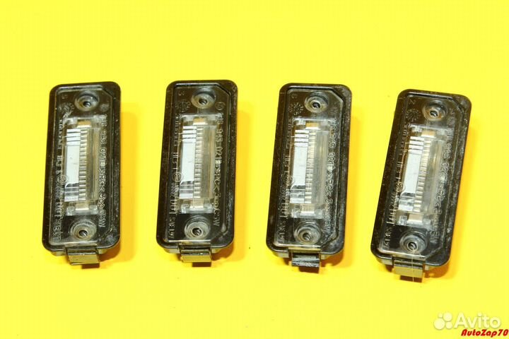 VW Phaeton Плафон освещения номерного знака