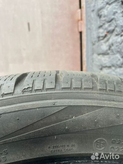 Pirelli Carrier 255/45 R20 105V