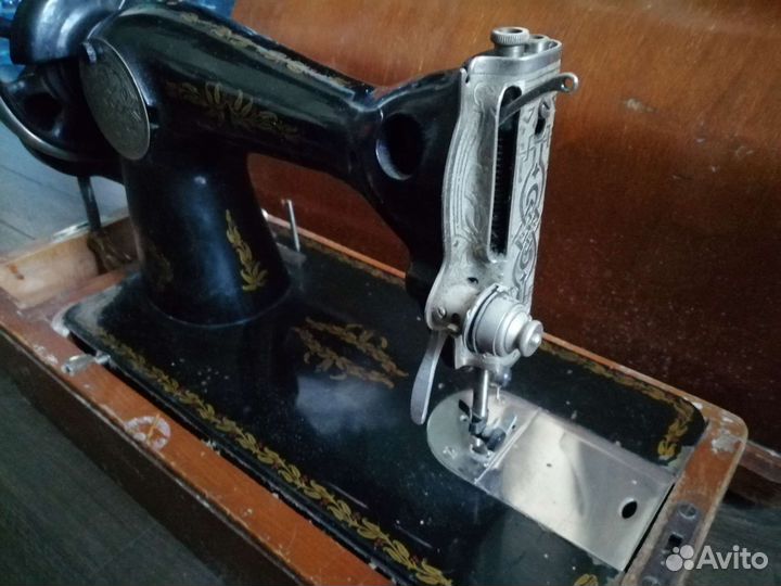Швейная машина бу