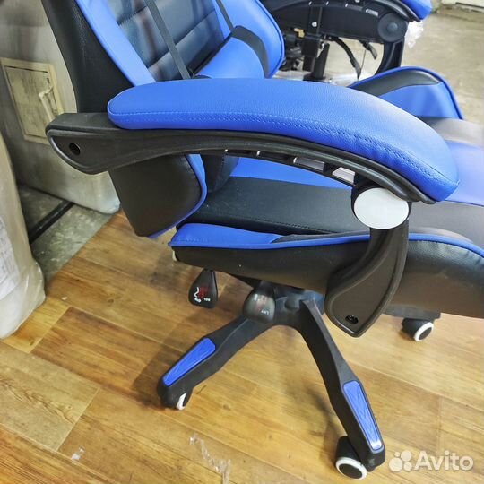 Игровое кресло компьютерное