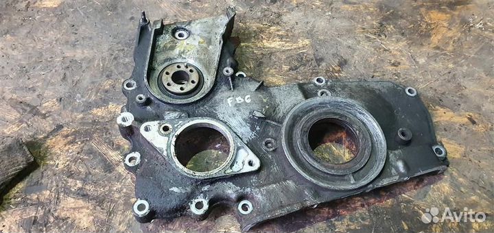 Крышка двигателя передняя Mazda BT-50 2006-2012