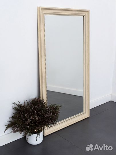 Зеркало настенное декоративное в раме Vittoria