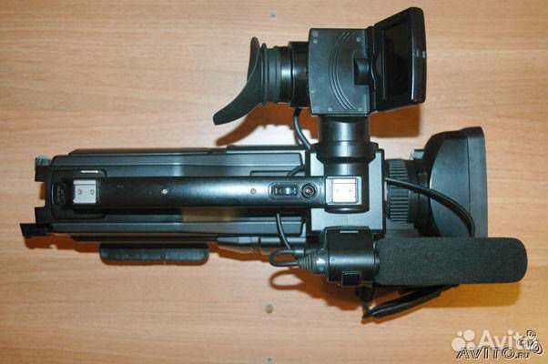 Видеокамера Sony HVR-HD1000