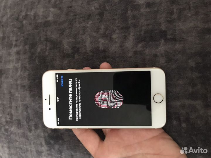 iPhone 8, 64 ГБ