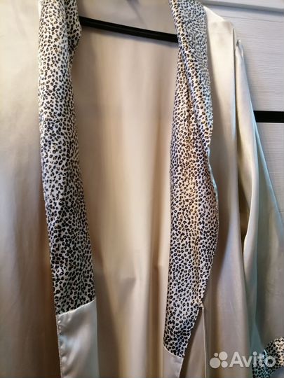 Халаты, пеньюары, сорочки женские