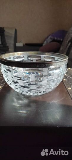 Большая хрустальная ваза