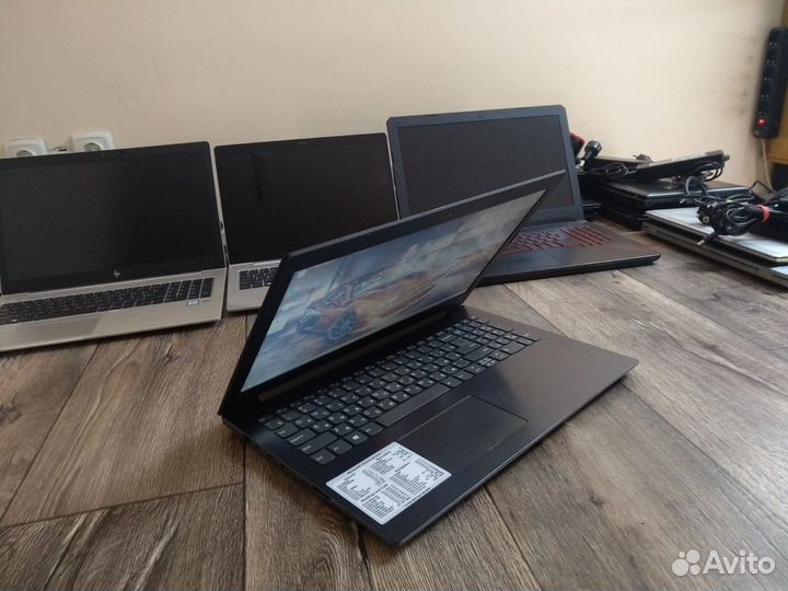 Ноутбук Lenovo / i5 8 поколения, Мощный