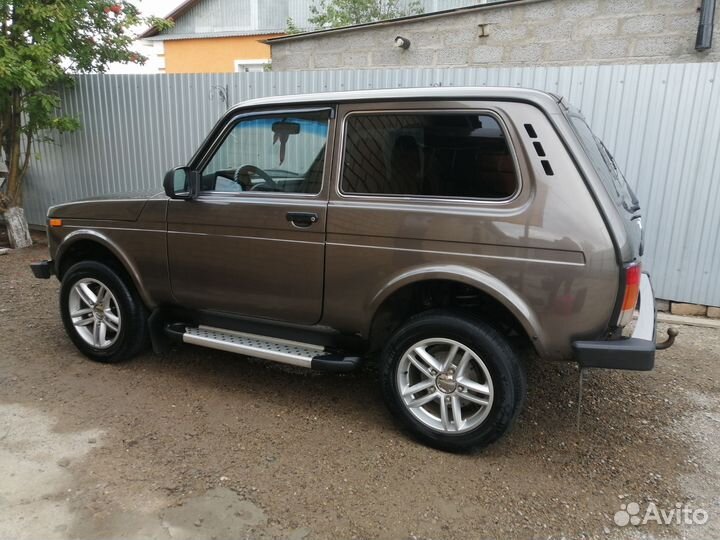 LADA 4x4 (Нива) 1.7 МТ, 2018, 121 777 км