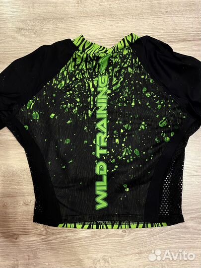 Рашгард женский спортивный