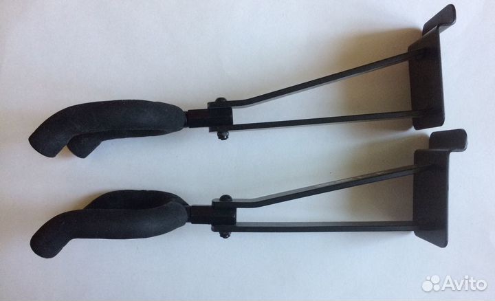 Держатель для гитары на эконом панель