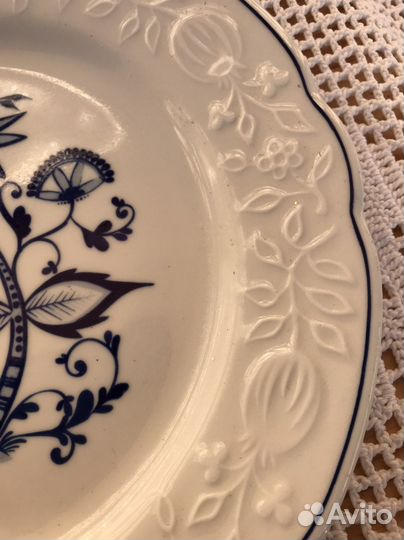 Блюда Edelstein и Kahla, синий лук, луковый узор