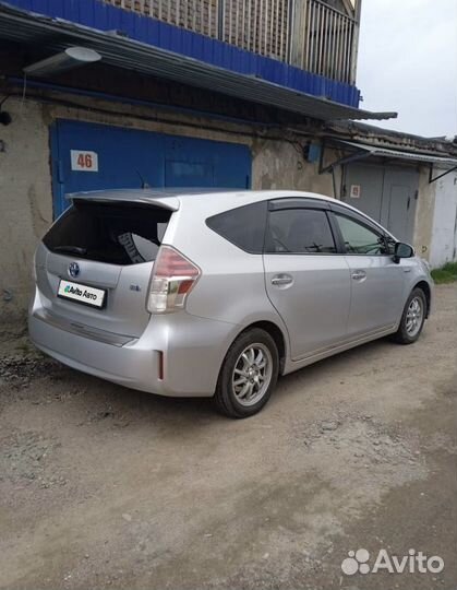Toyota Prius Alpha 1.8 CVT, 2014, 153 000 км