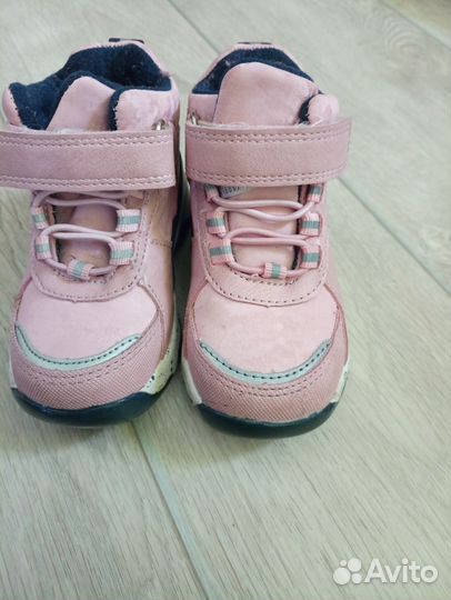 Ботинки на весну для девочки 22-23