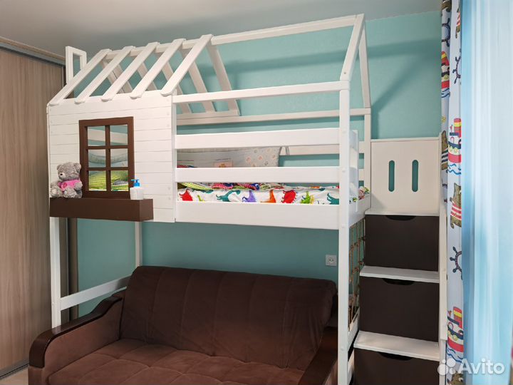 Детская кровать домик