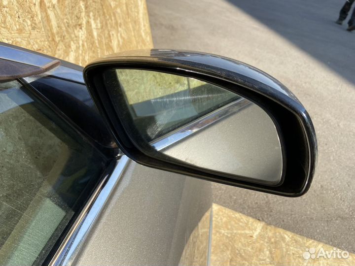 Зеркало заднего вида (боковое) правое Nissan Fuga