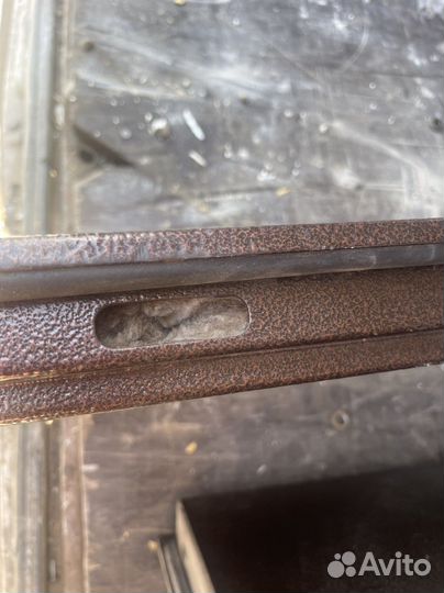 Дверь металлическая двухстворчатая