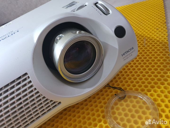 Проектор Hitachi PJ-TX10