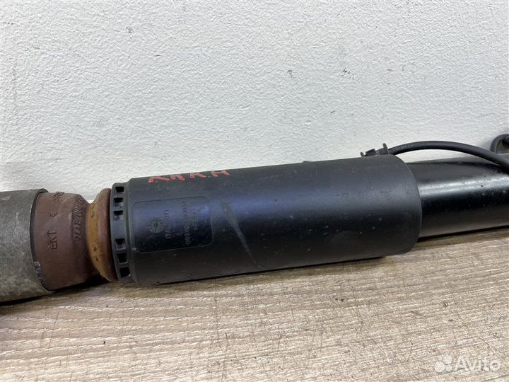 Амортизатор задний правый Hyundai Equus 2009-2015