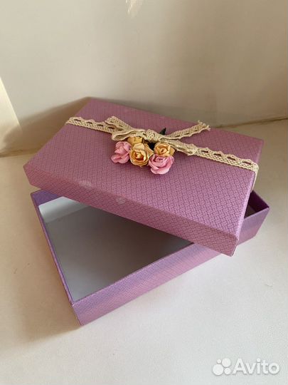 Подарочные коробки