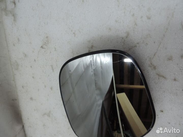 Зеркальный элемент правый Mitsubishi Outlander 201