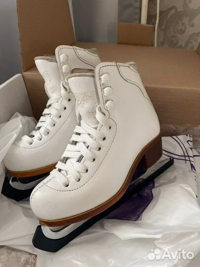 Коньки фигурные Graf etude