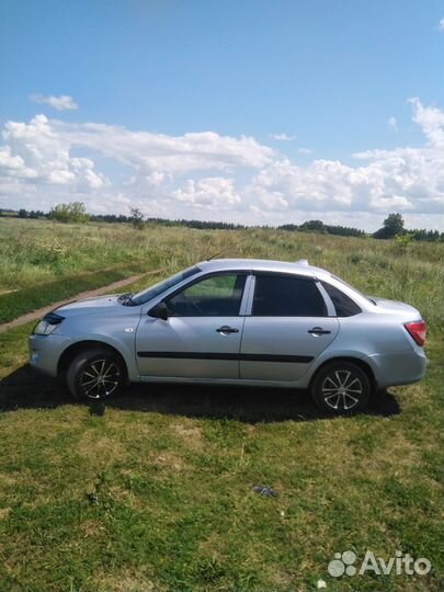 LADA Granta 1.6 МТ, 2012, 260 444 км