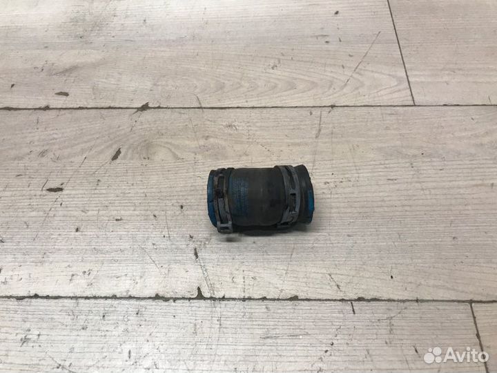 Патрубок системы охлаждения Mercedes Sprinter W906