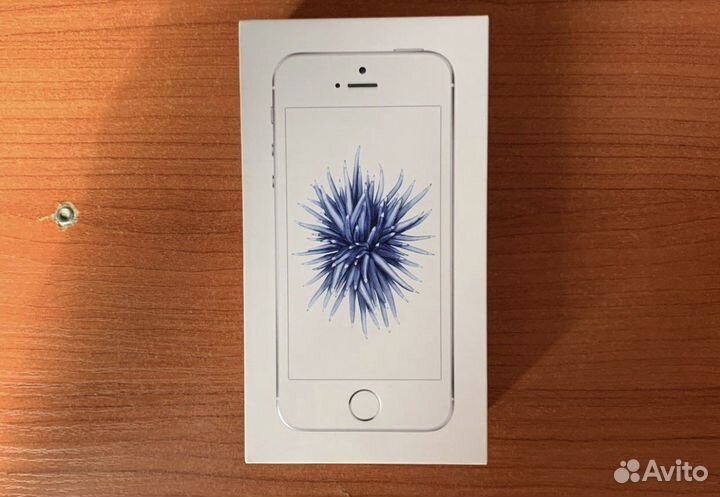 iPhone SE, 16 ГБ