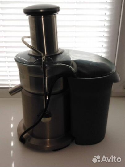 Соковыжималка Bork JU CUN 20120 BK (германия)