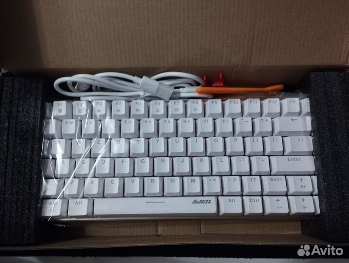 Механическая клавиатура Ajazz AK33 белая