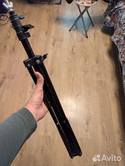 Тринога универсальная