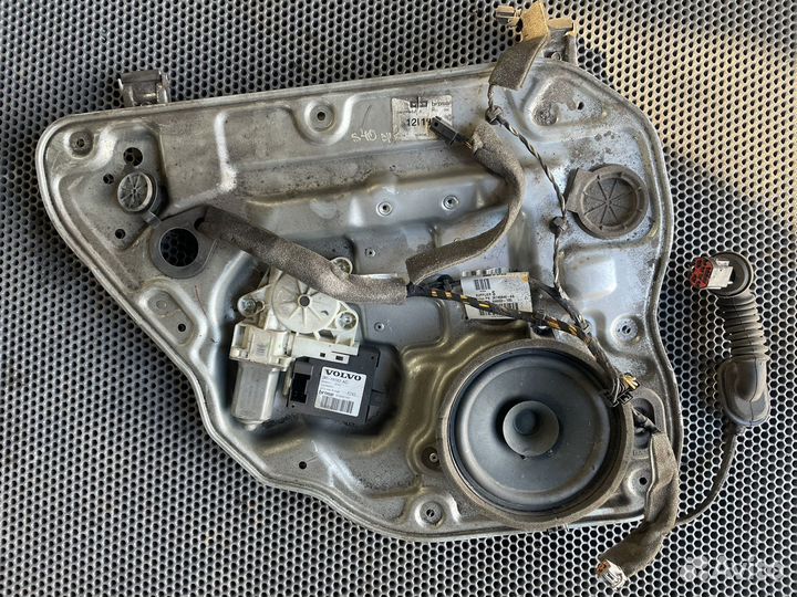 Стеклоподъемник задний левый Volvo S40 2004-2012