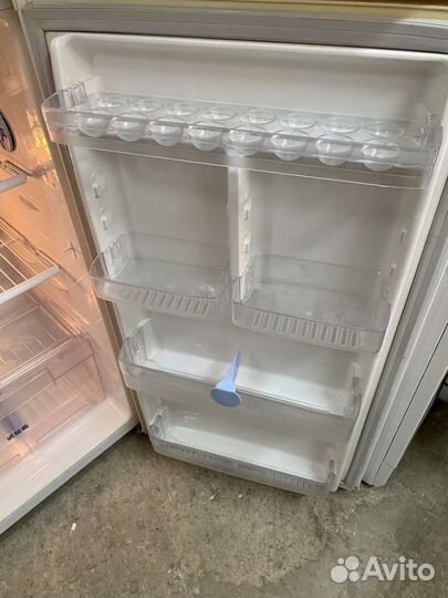 Холодильник Samsung No Frost