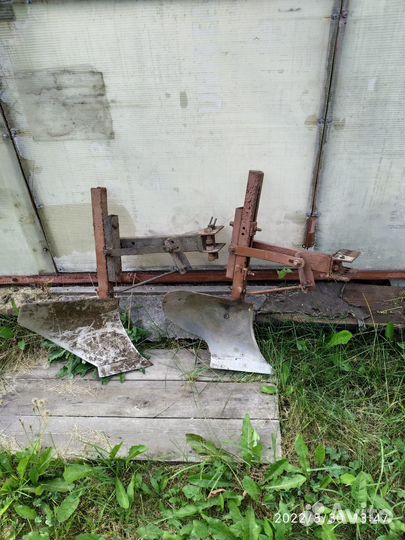 Два плуга в мотоблоку