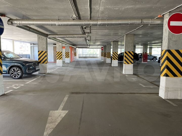 Машиноместо, 14 м²