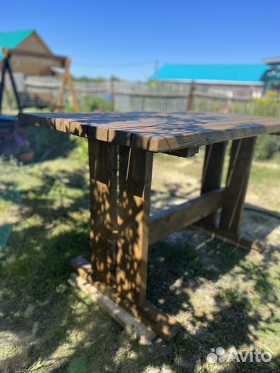 Стол садовый