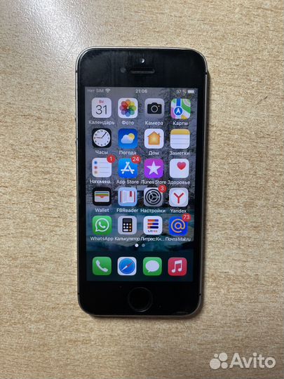iPhone SE, 32 ГБ