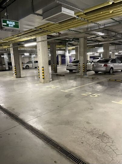 Машиноместо, 13 м²