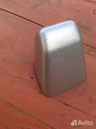 Колпак клыка бампера Тойота Камри 2004гв