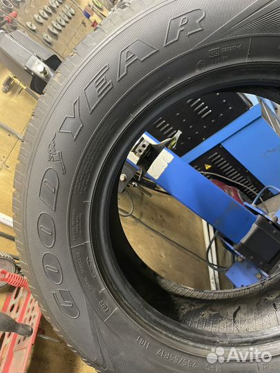 Goodyear Wrangler HP All Weather 255/65 R17 110T