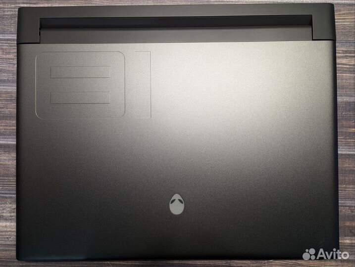 Alienware m18 R2, 14900hx, 4090, 32gb, 2tb, new