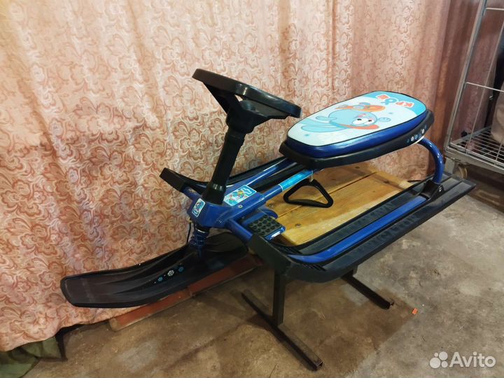 Детский снегокат