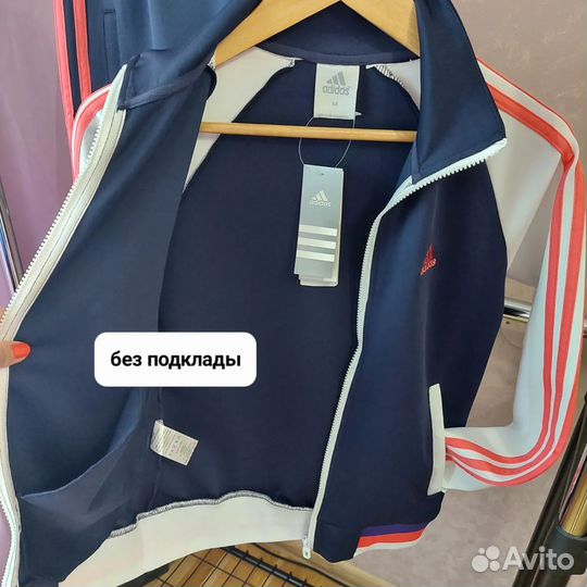 Женский спортивный костюм Adidas