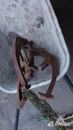 Съёмник подшипников трёхпалый, большой