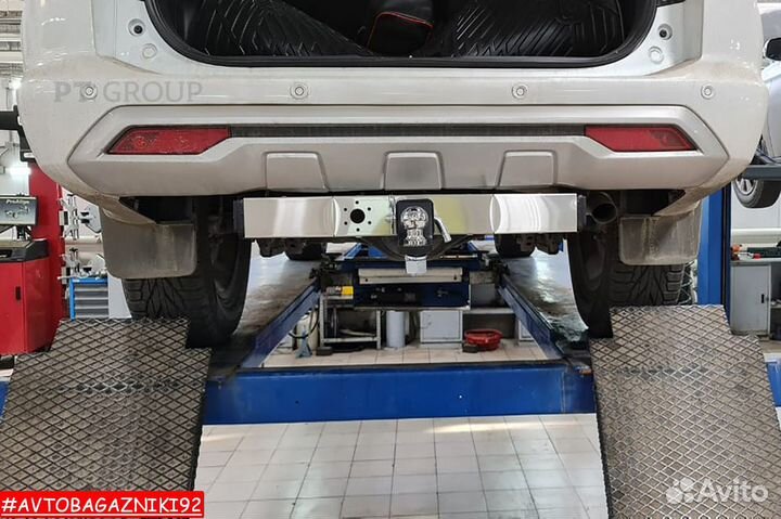 Фаркоп под квадрат на Mitsubishi Pajero Sport 3