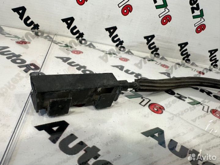 Замок капота Volkswagen Polo 5 хетчбек CGP 1 2011