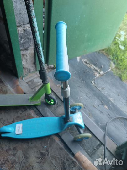 Трюковой самокат и детский самокат