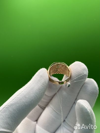 Золотое кольцо вес вес 4,1 гр