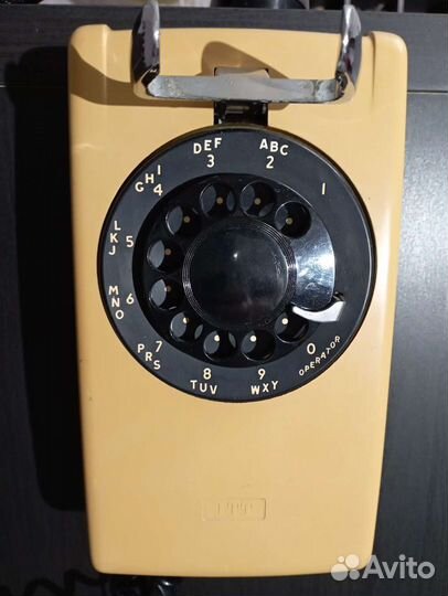 Старинный телефон 1965 год