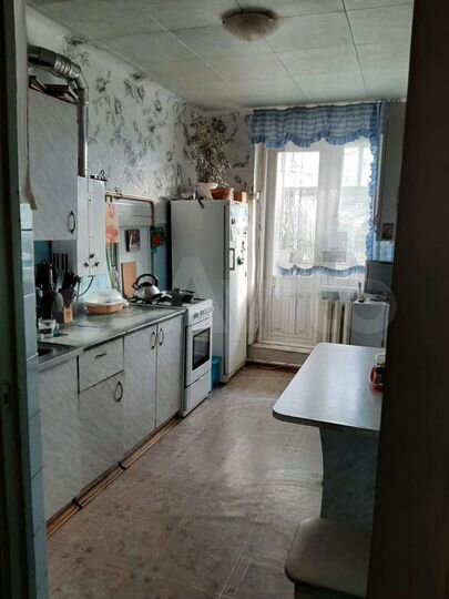 3-к. квартира, 55 м², 3/3 эт.